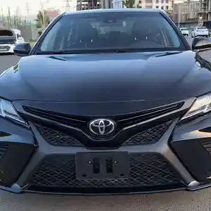 Toyota Camry, 2018