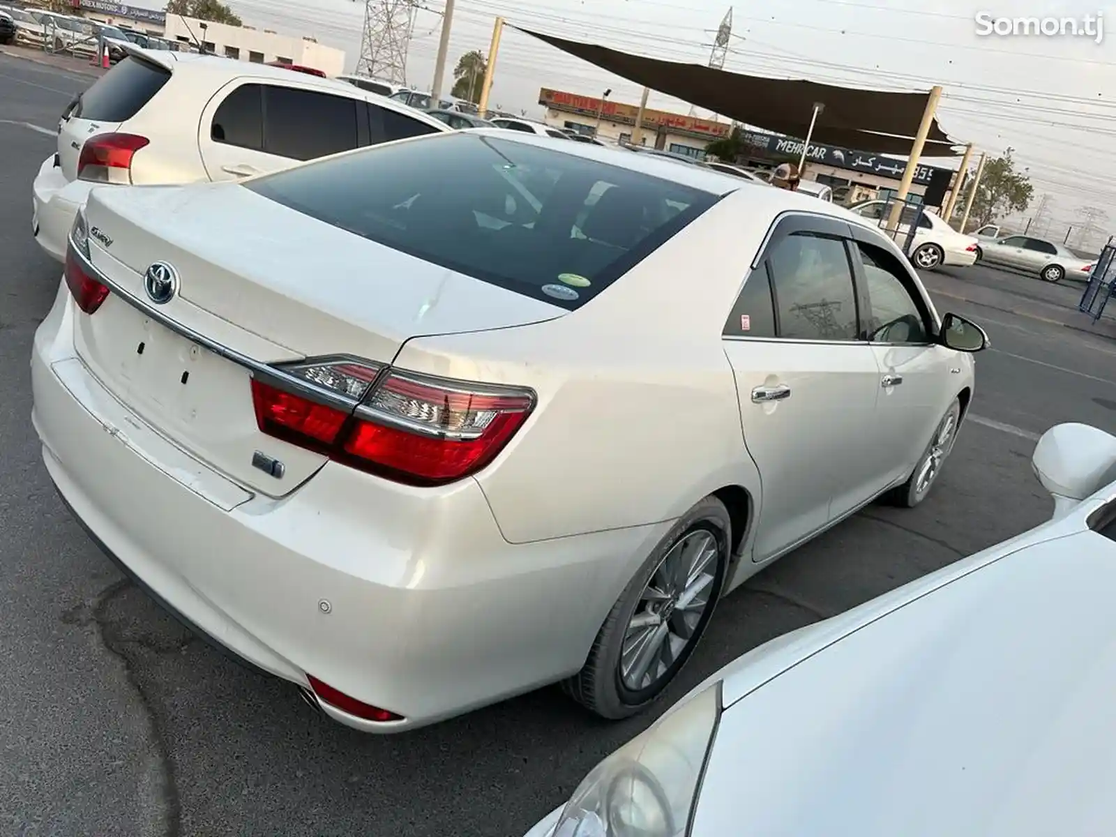 Toyota Camry, 2015-1