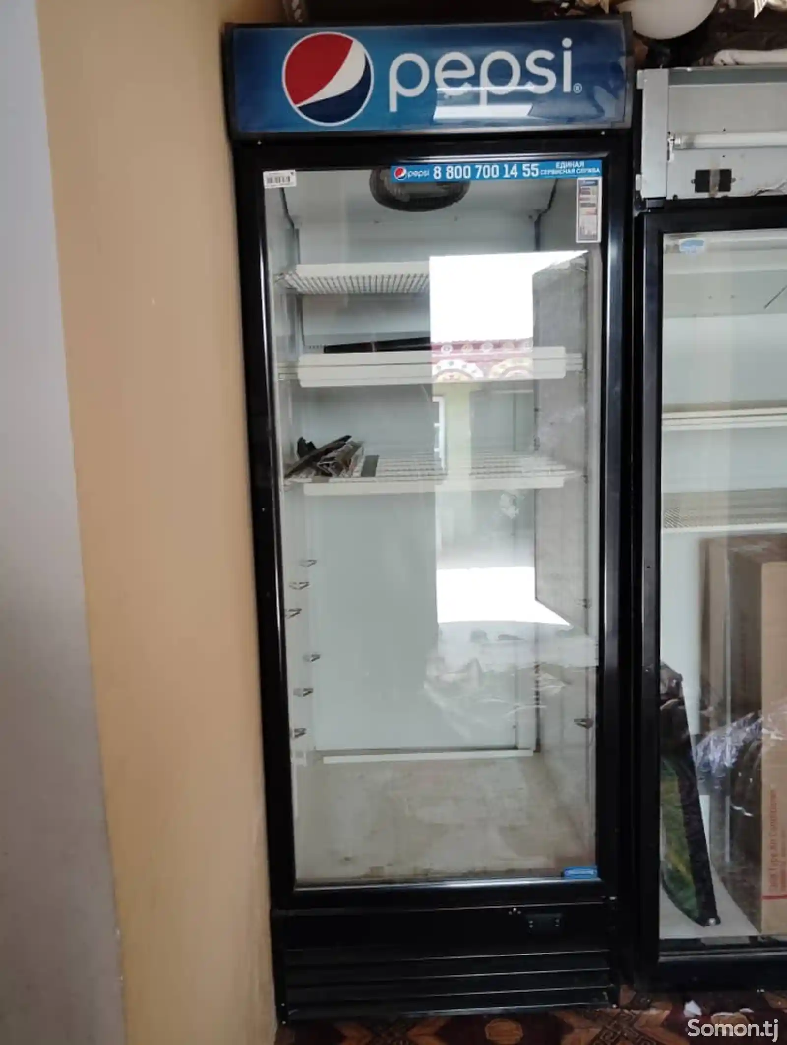 Витринный холодильник-2