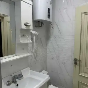 1-комн. квартира, 10 этаж, 40 м², Шохмансур