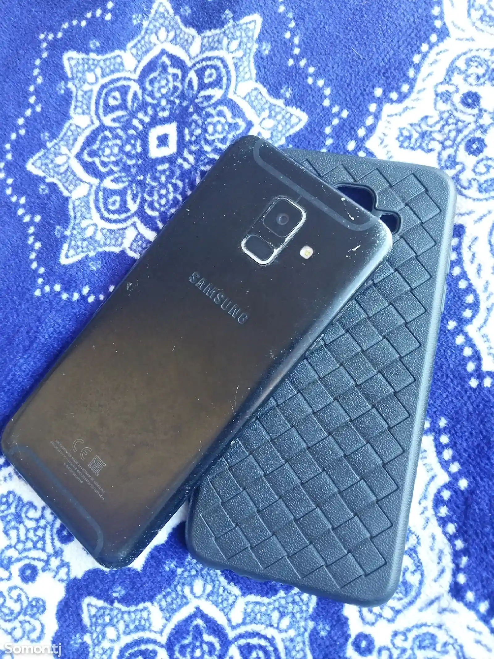 Samsung Galaxy A6-1