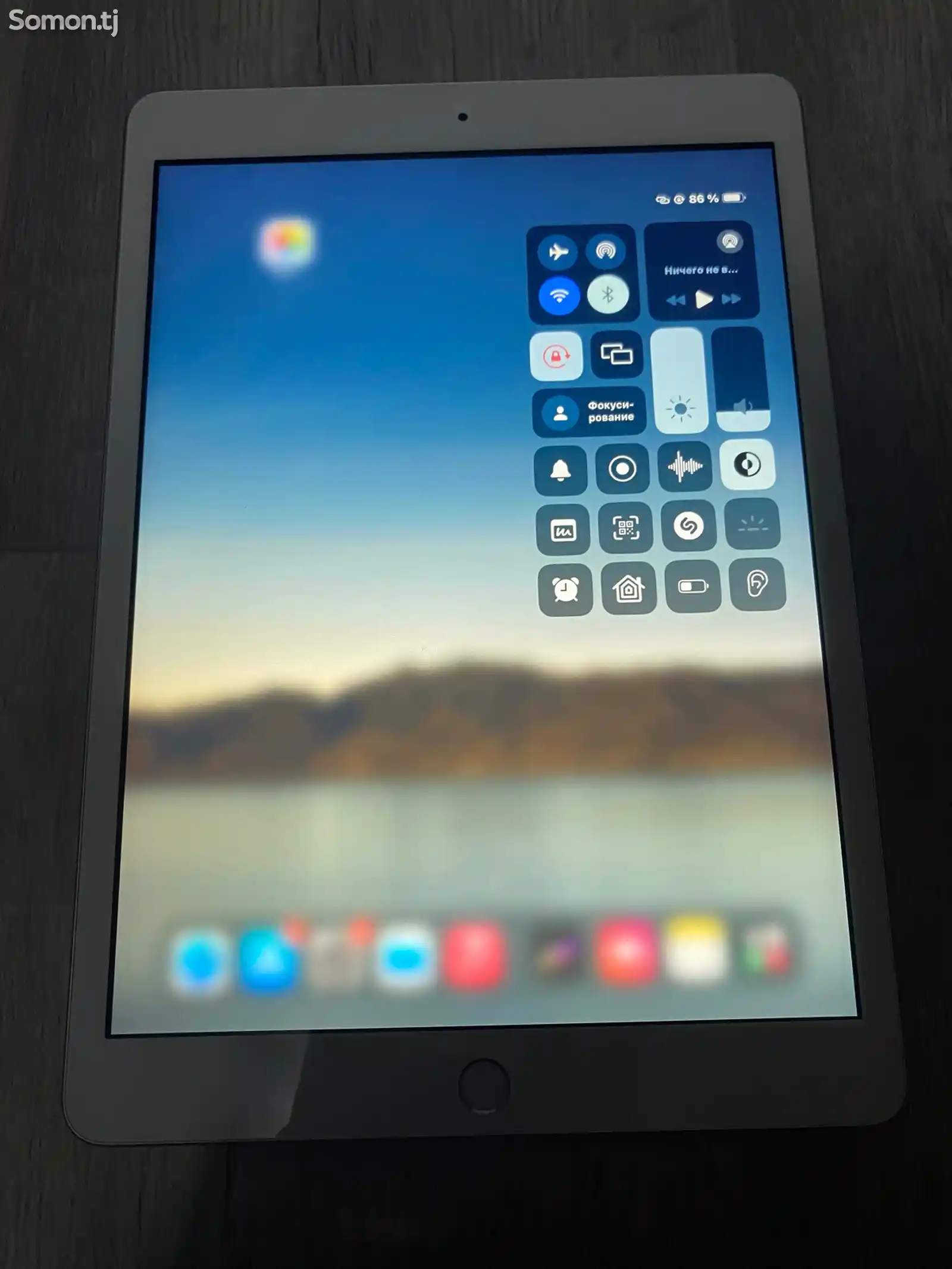 Планшет iPad 7-2