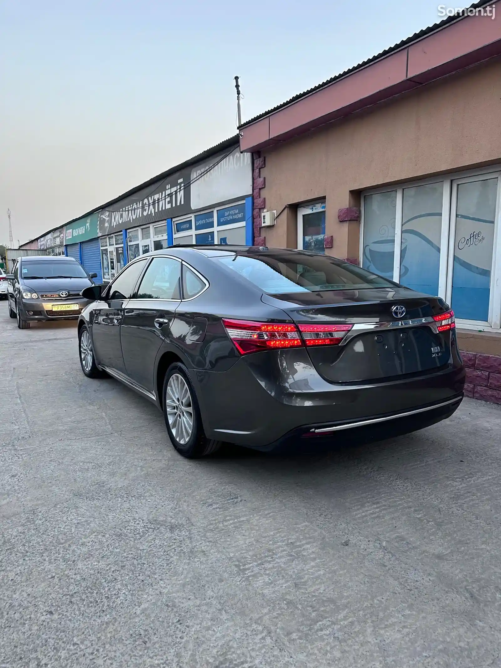 Toyota Avalon, 2015-9