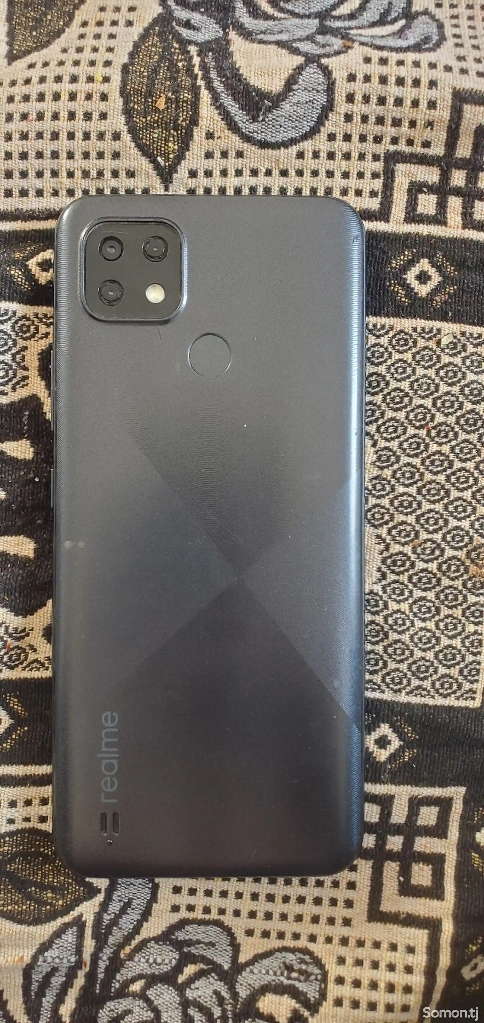 Телефон Realme-2