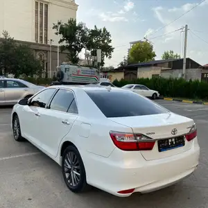 Toyota Camry, 2017