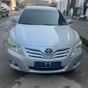 Toyota Camry, 2009