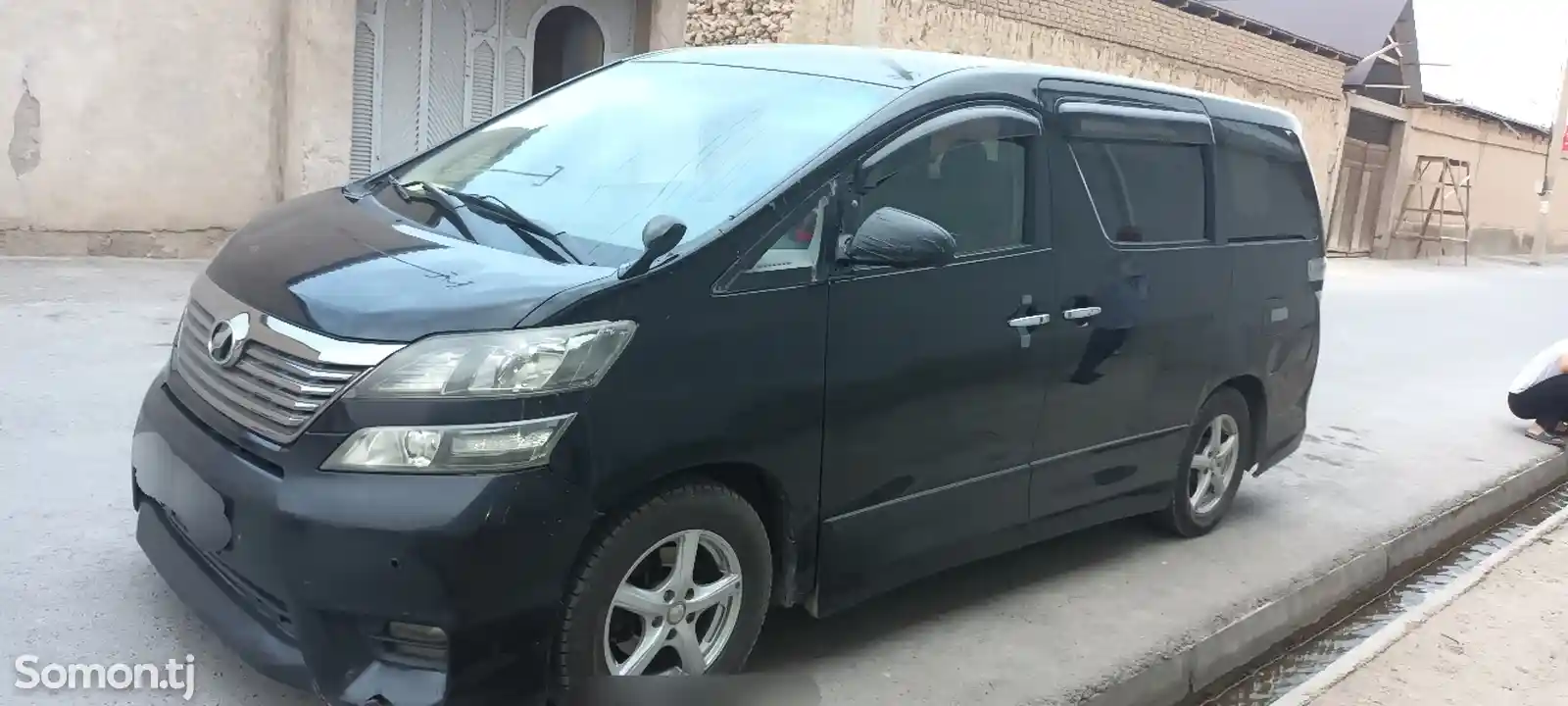 Toyota Vellfire, 2010-9