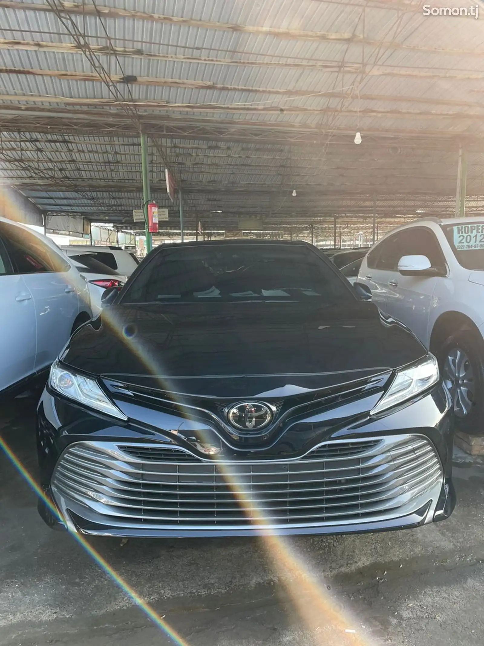 Toyota Camry, 2019-1