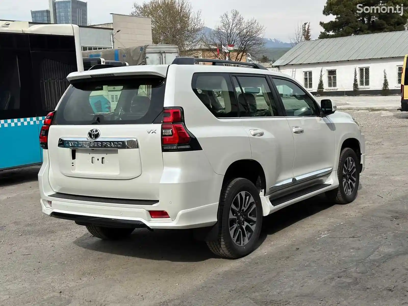 Toyota Land Cruiser Prado, 2023-5