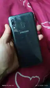 Samsung Galaxy A20-2