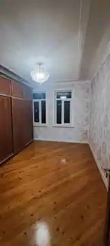 3-комн. квартира, 3 этаж, 107 м², 20 мкр-6