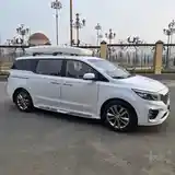 Kia Carnival, 2015-5