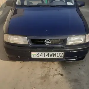 Opel Vectra A, 1991