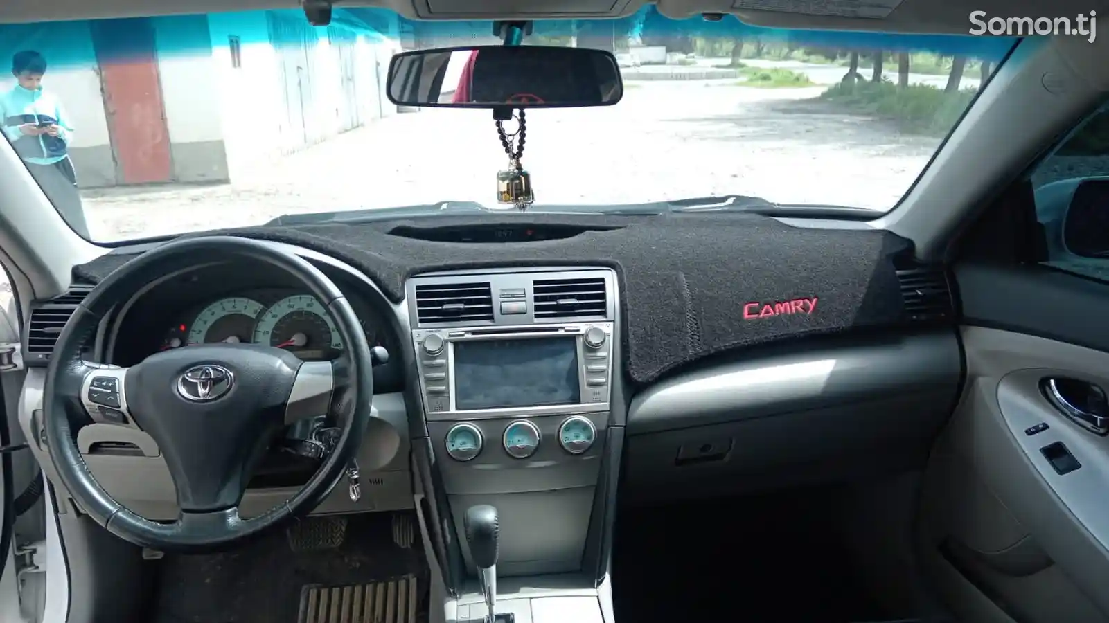 Toyota Camry, 2010-1