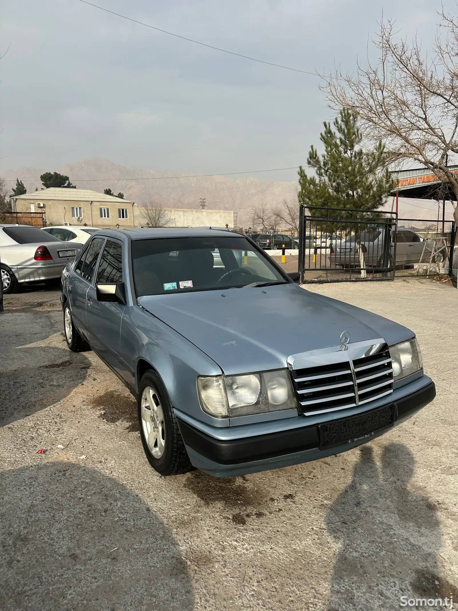 Mercedes-Benz W124, 1985-1