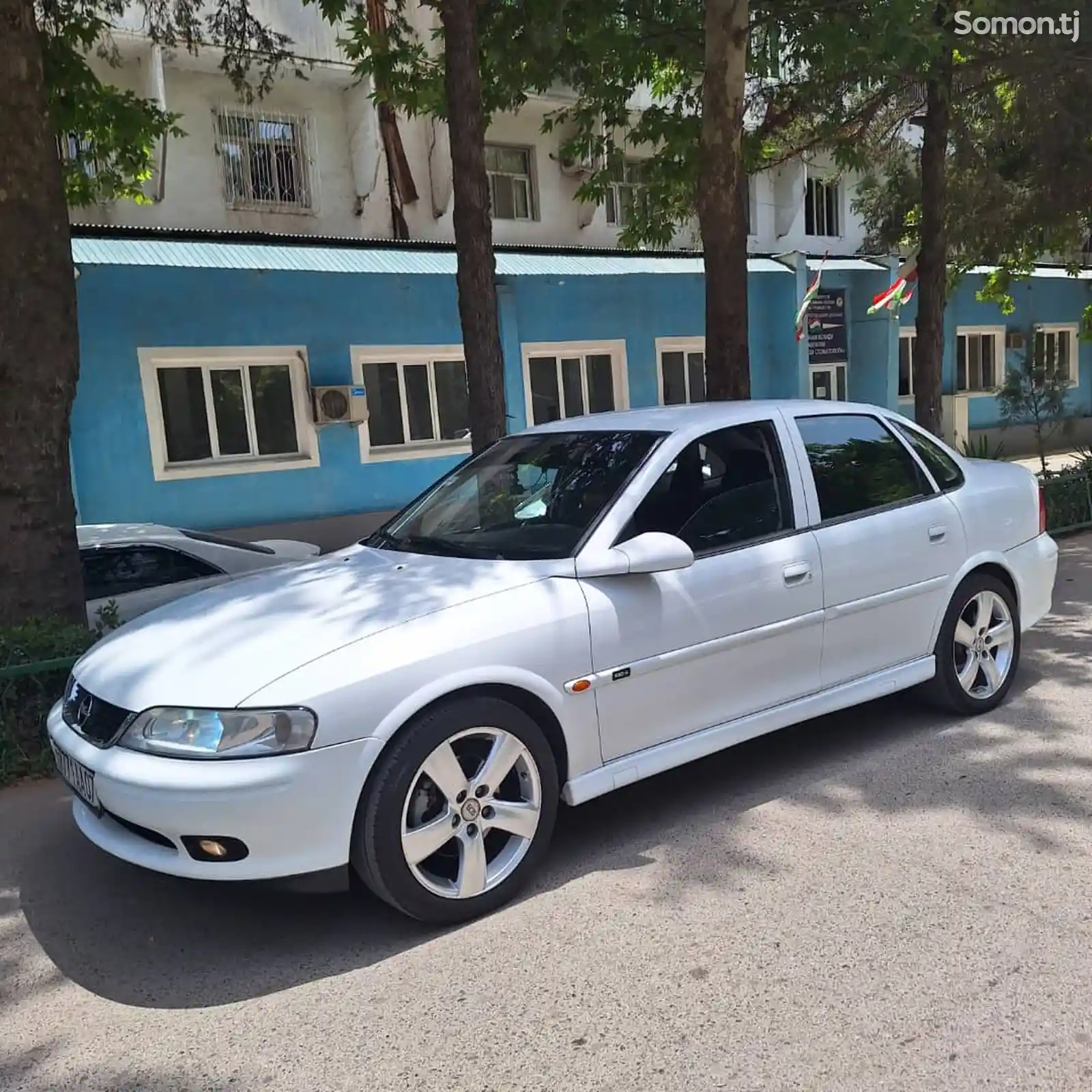 Opel Vectra В, 2000-4