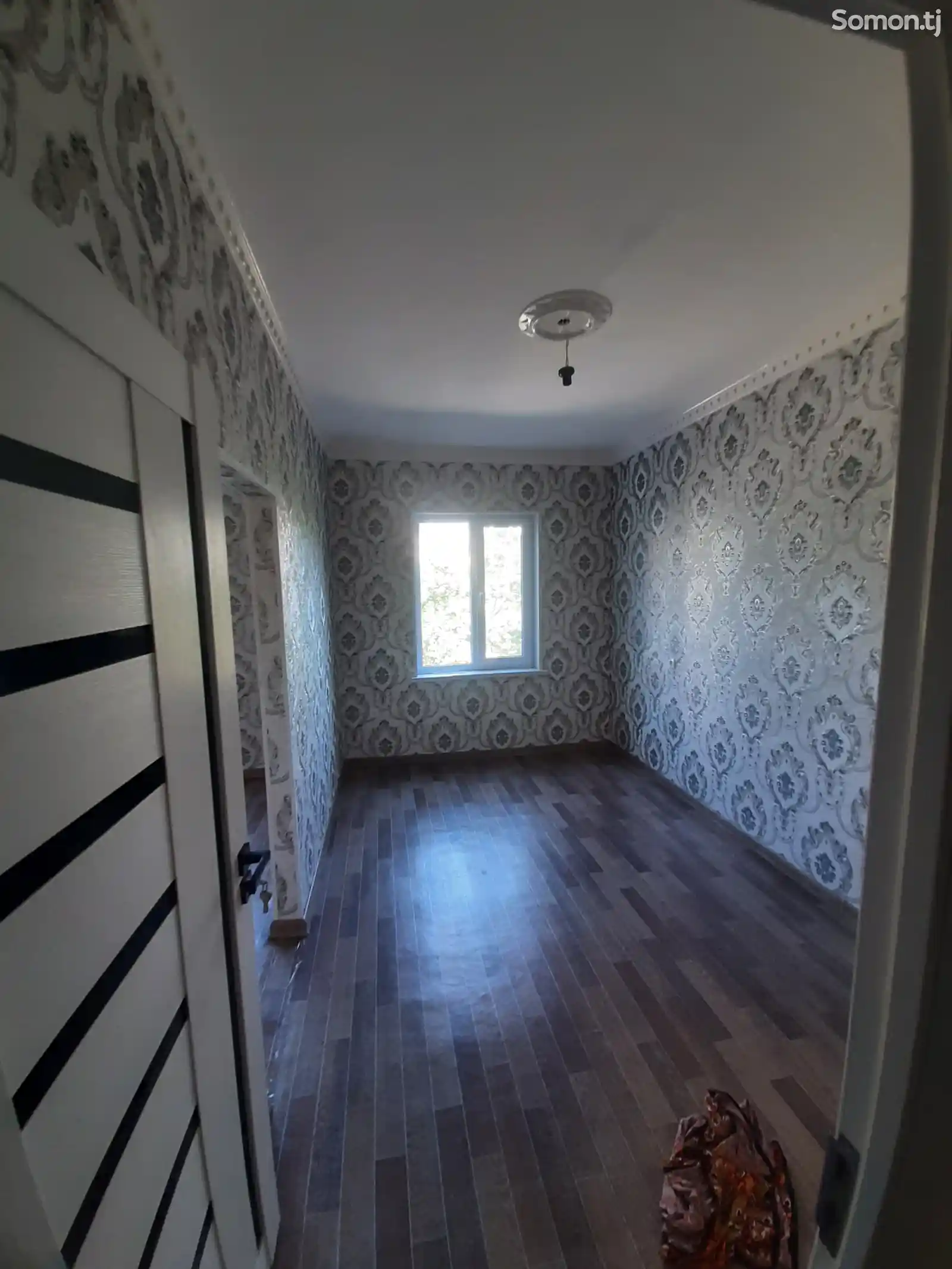 5-комн. квартира, 2 этаж, 102 м², Кайраккум-12