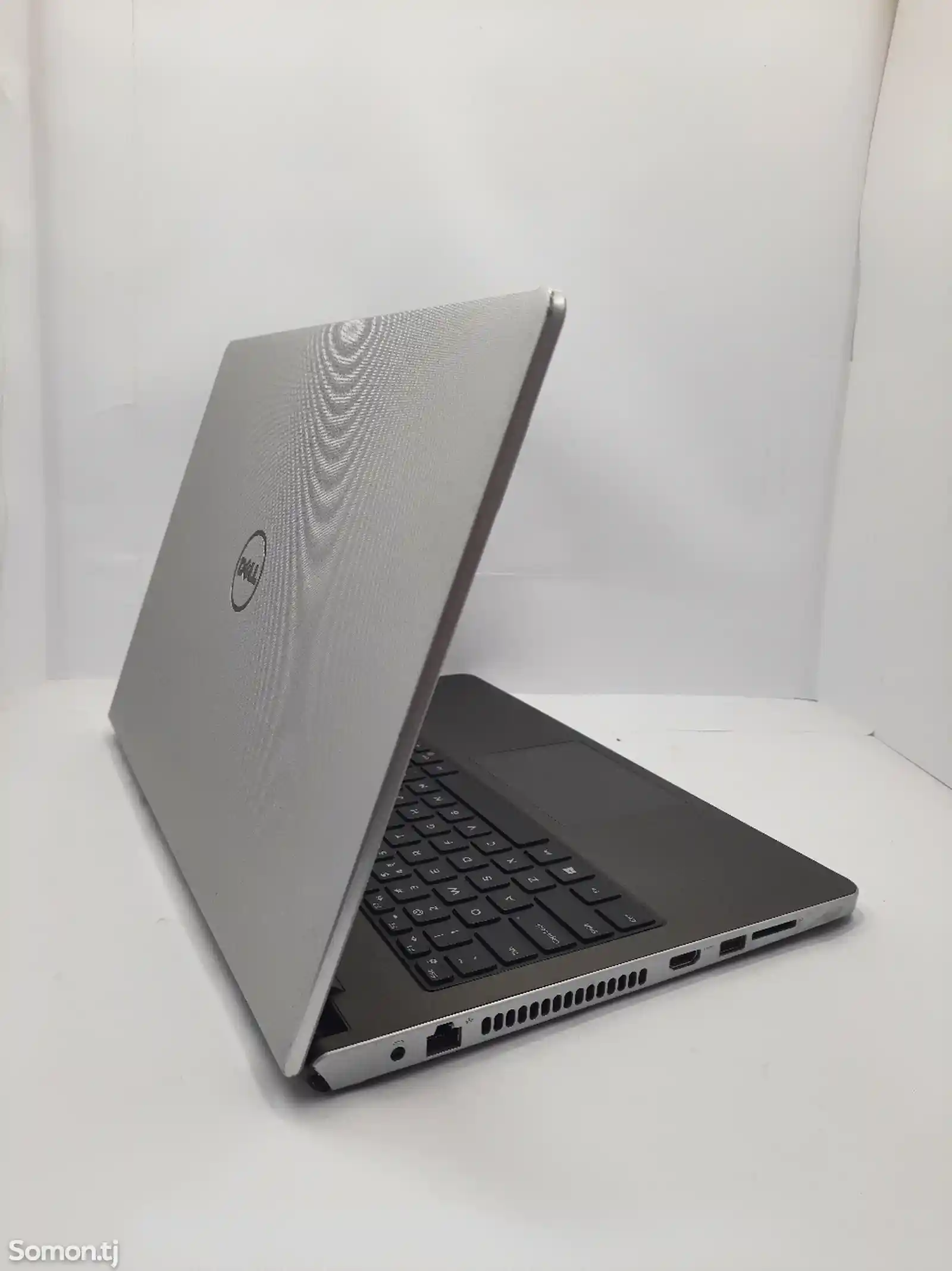 Ноутбук Dell АМD A10 8gb/256SSD-3