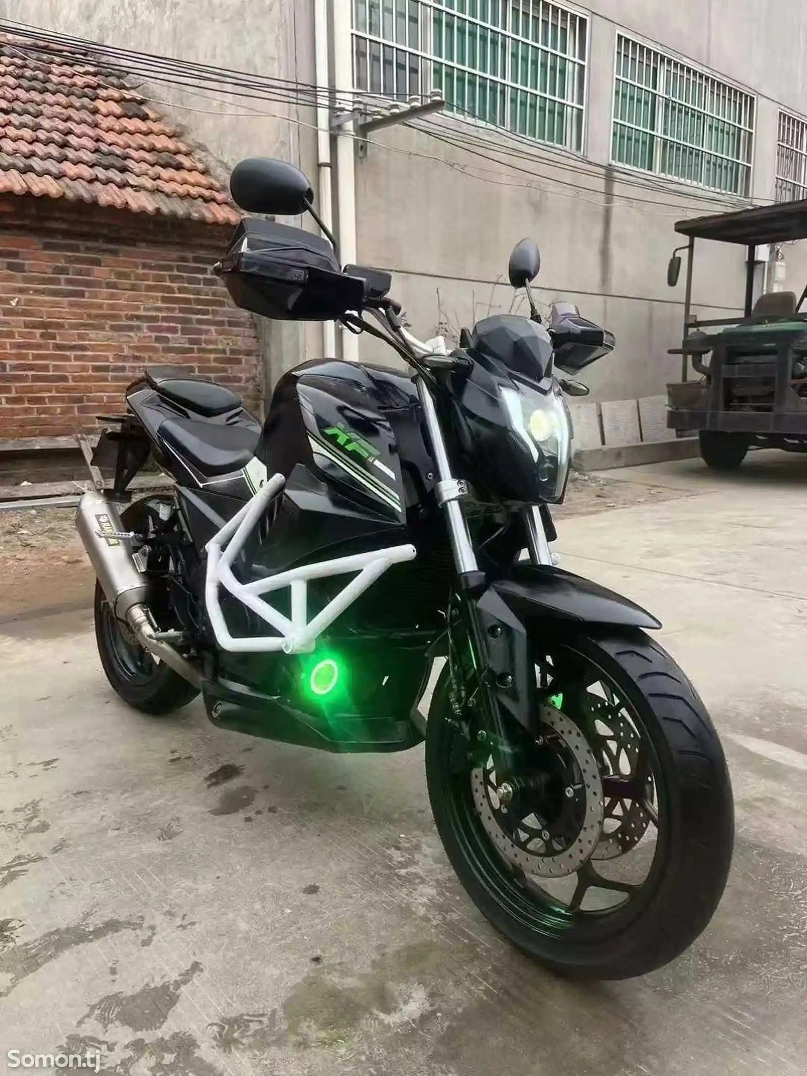 Мотоцикл Kawasaki 400cc на заказ-1