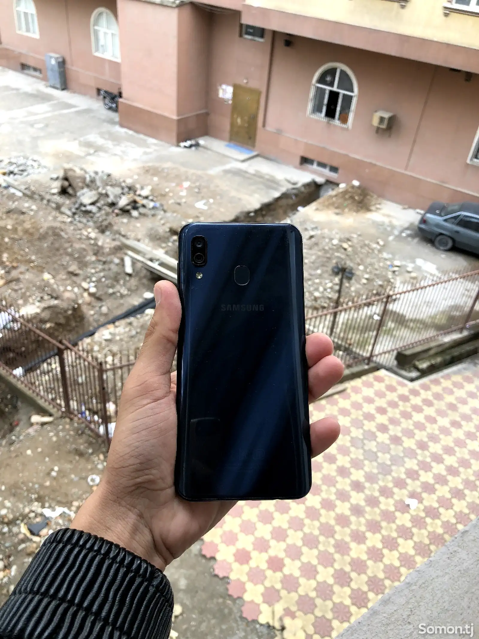 Samsung Galaxy A30-2