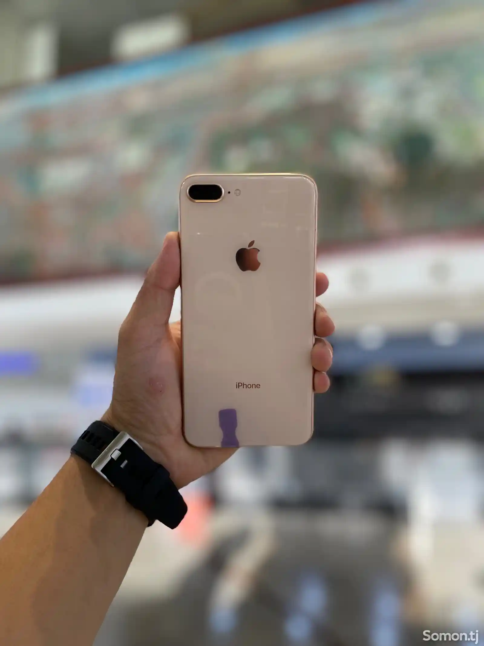 Apple iPhone 8 plus, 64 gb, Gold-1