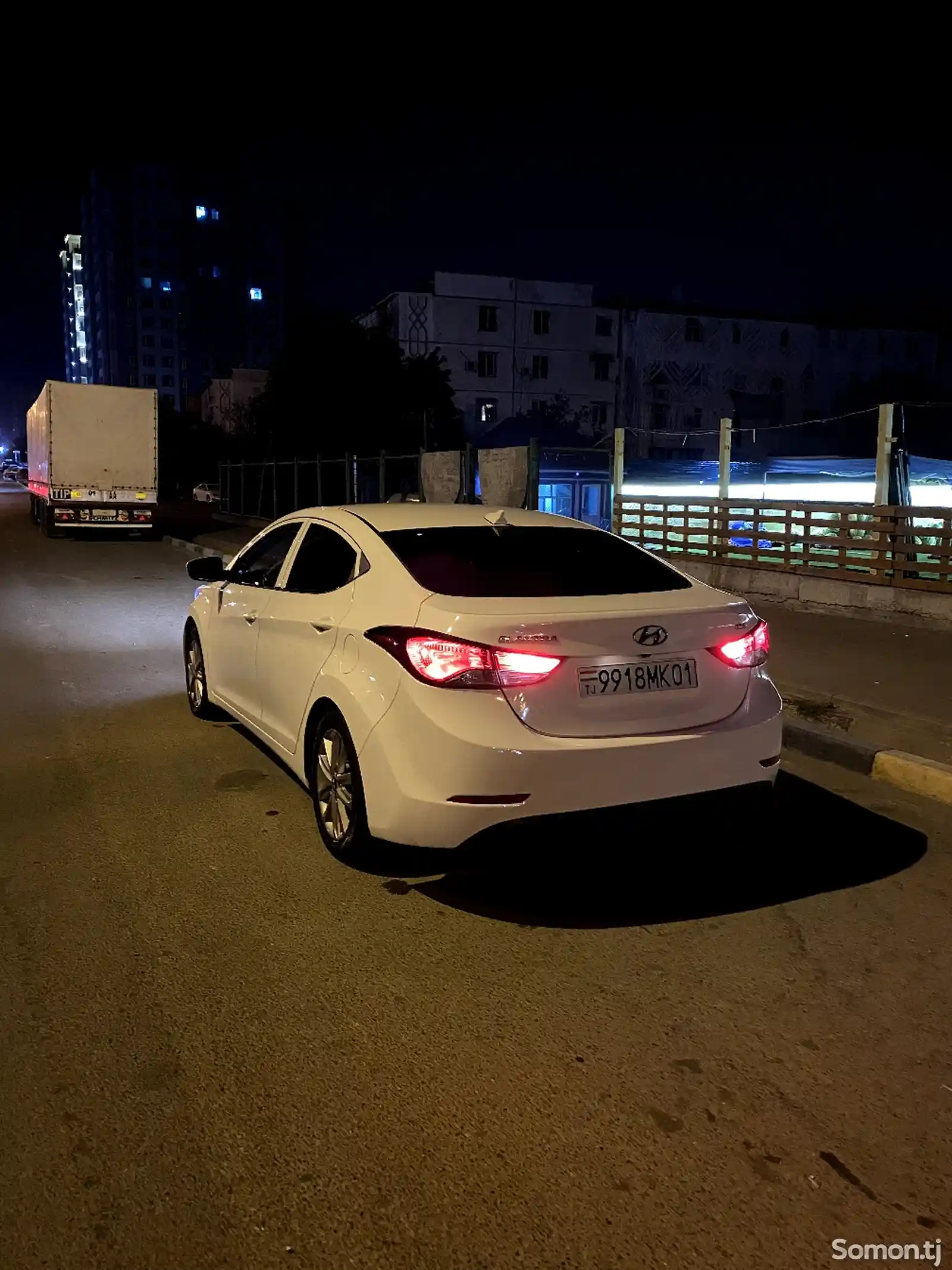 Hyundai Elantra, 2016-5