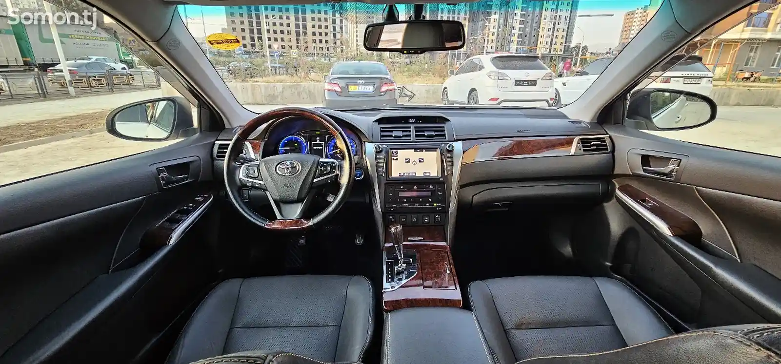 Toyota Camry, 2017-4