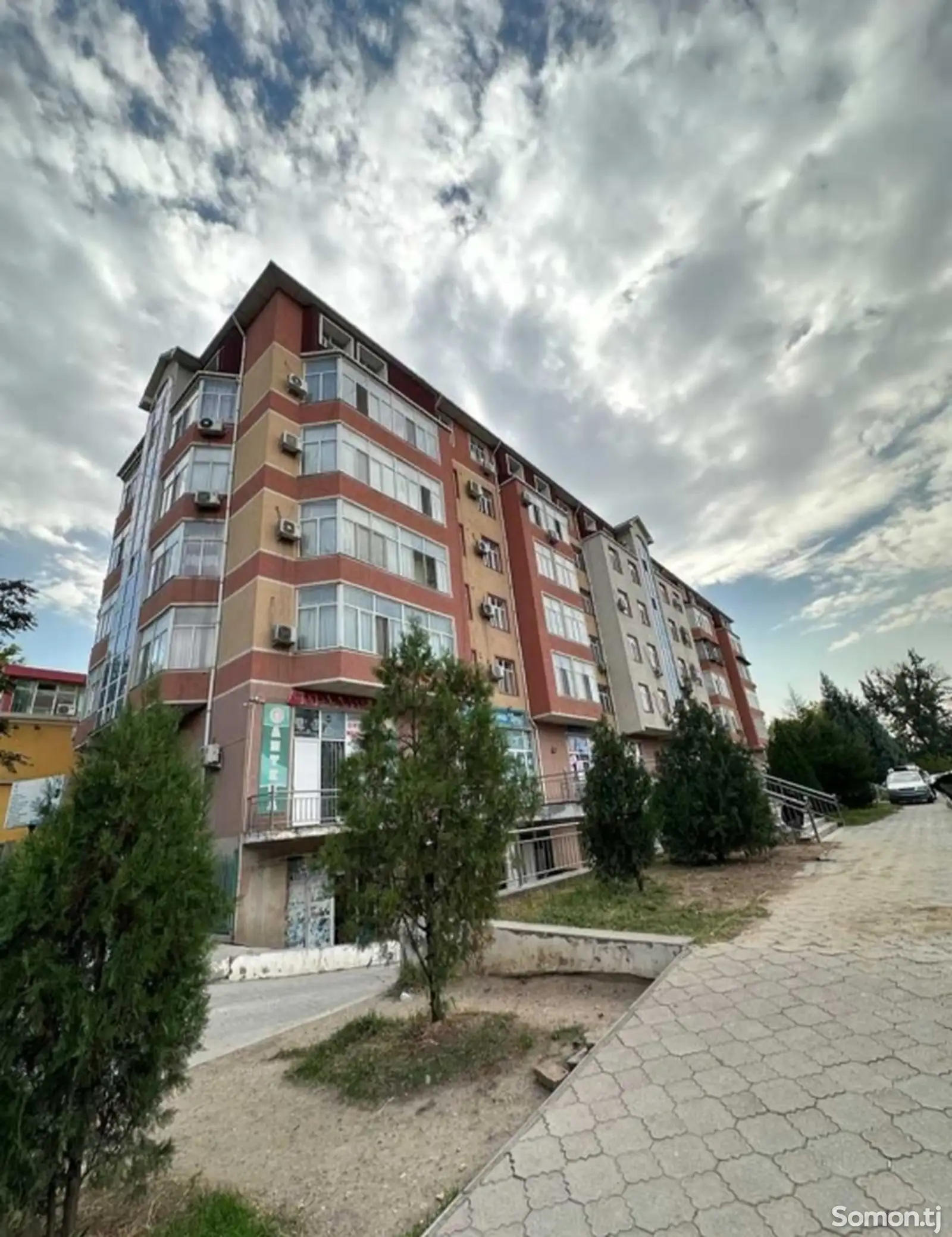 2-комн. квартира, 2 этаж, 68м², Cино-9