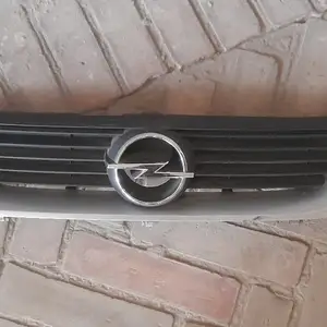 Облицовка от Opel Vectra B