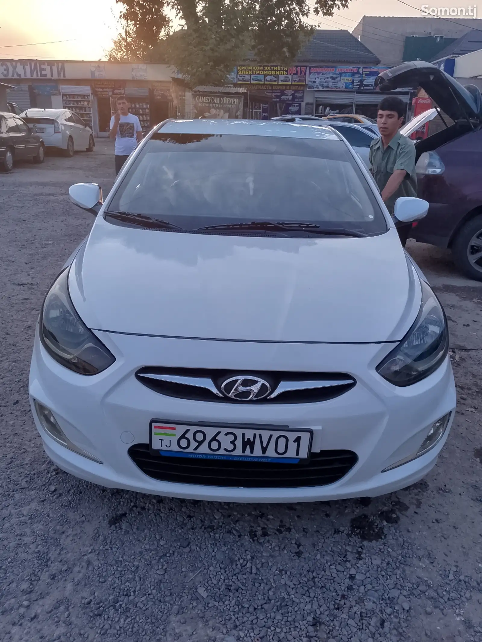 Hyundai Accent, 2013-1