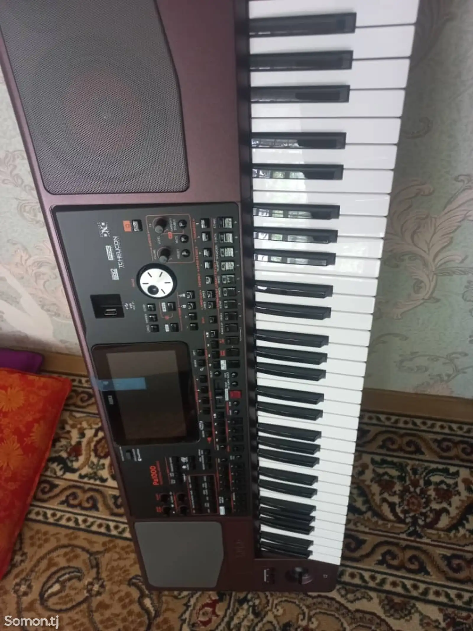 Синтезатор Yamaha-1