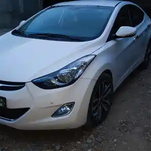 Hyundai Avante, 2012