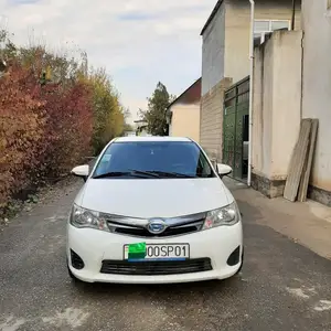 Toyota Fielder, 2015