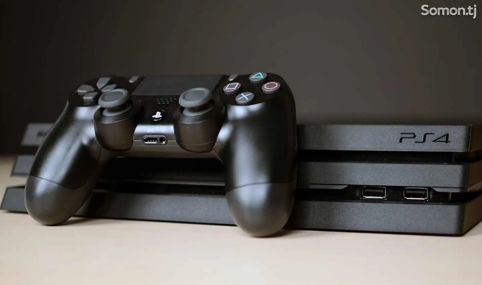 Игровая приставка PlayStation 4 pro-1