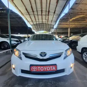 Toyota Camry, 2011