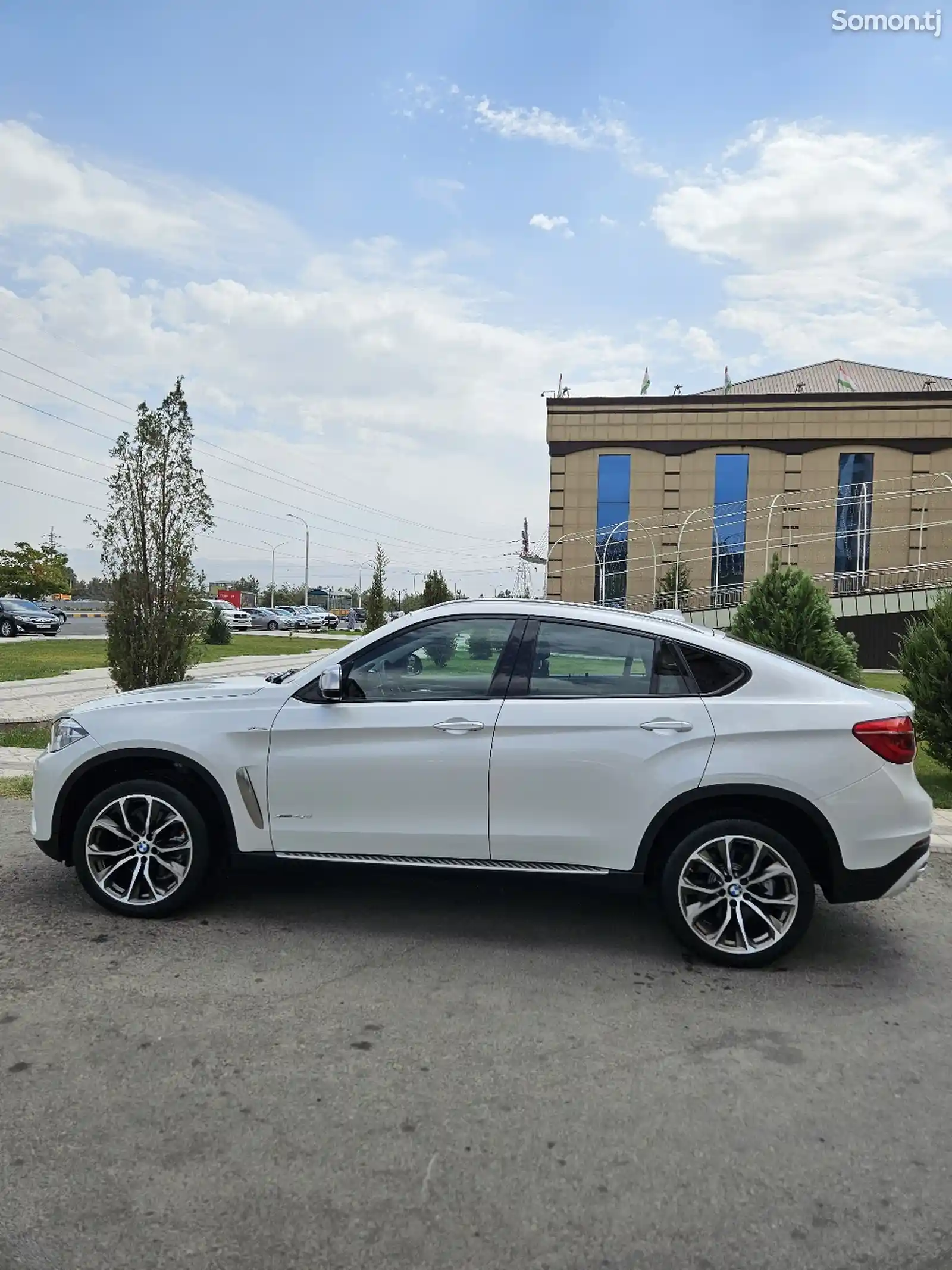 BMW X6, 2015-10