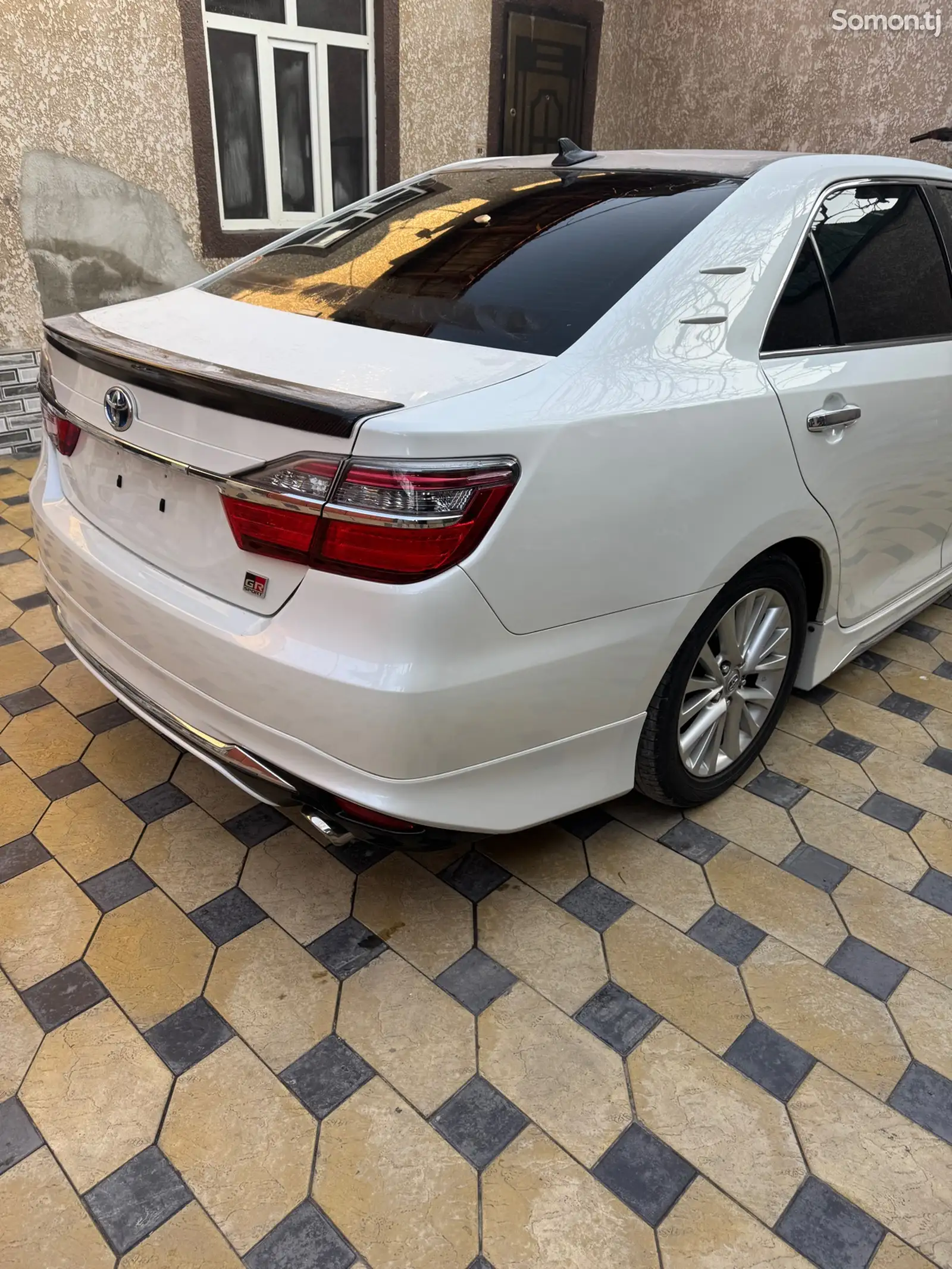 Toyota Camry, 2015-1