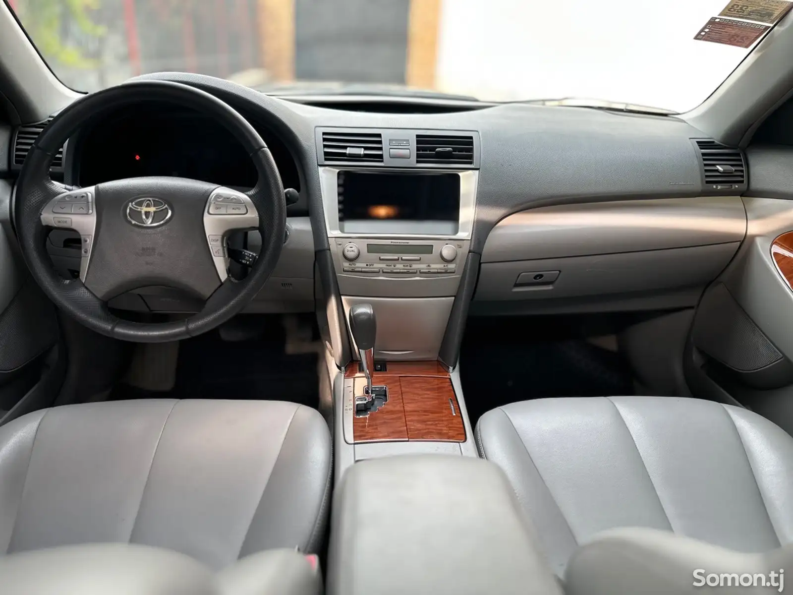 Toyota Camry, 2010-8