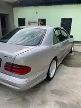 Mercedes-Benz E class, 2000-3