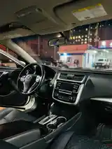 Nissan Altima, 2019-9