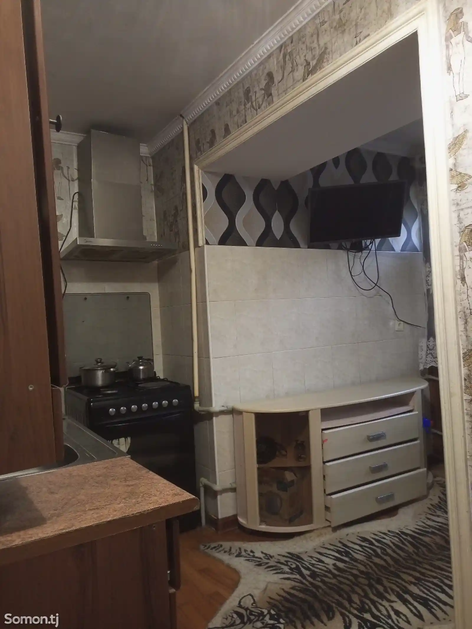 Комната в 2-комн. квартире, 1 этаж, 95м², Сино-9