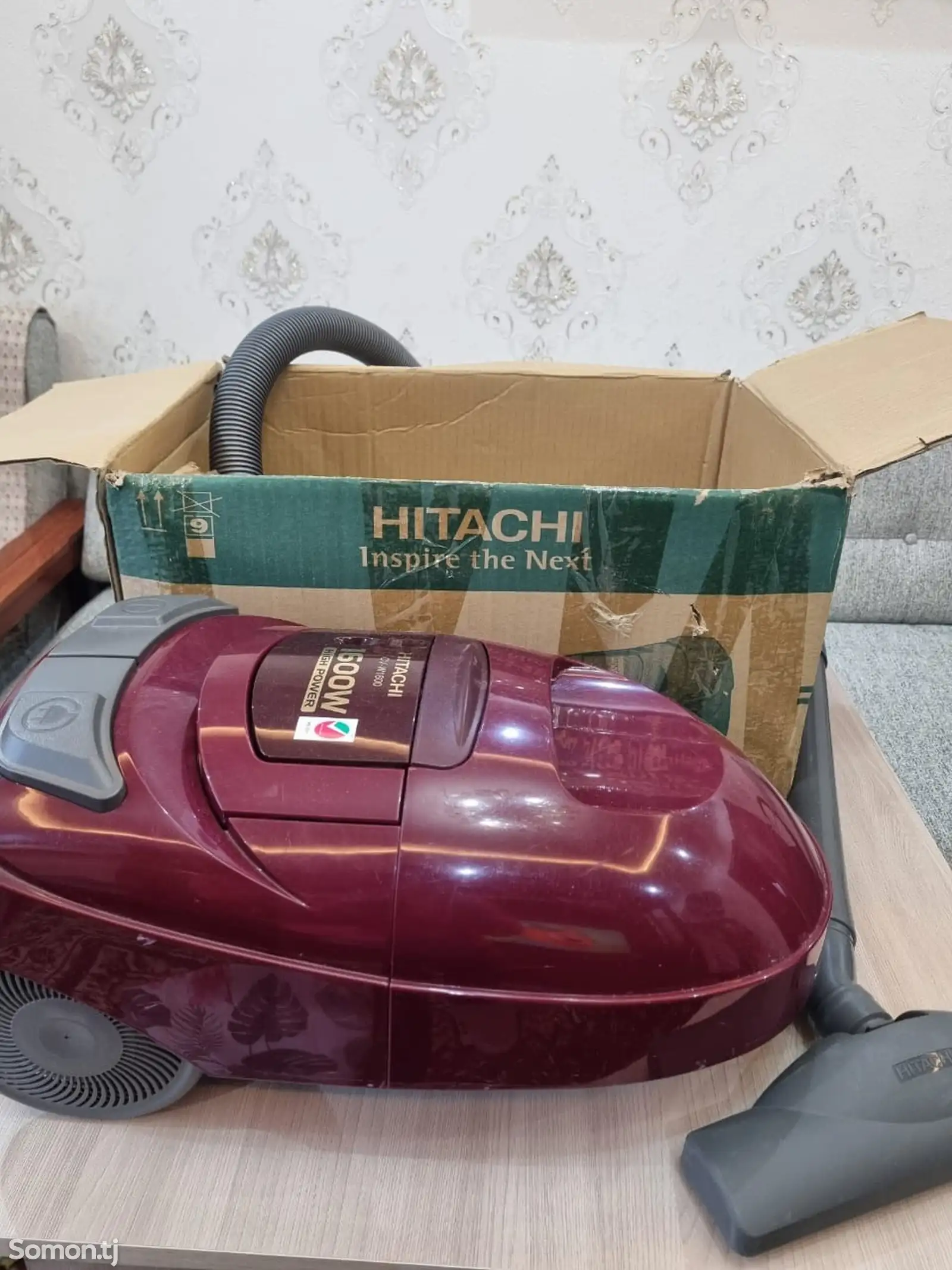 Пылесос Hitachi CV-W1600-1