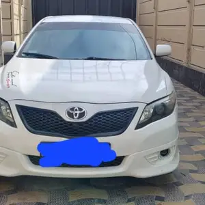 Toyota Camry, 2011