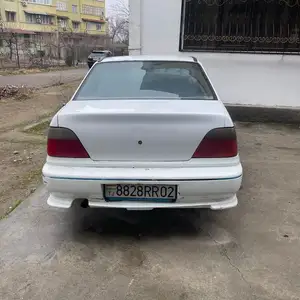 Daewoo Nexia, 1994