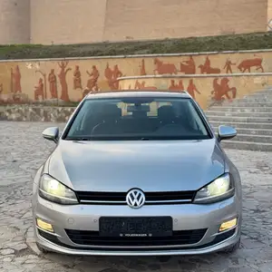 Volkswagen Golf, 2015