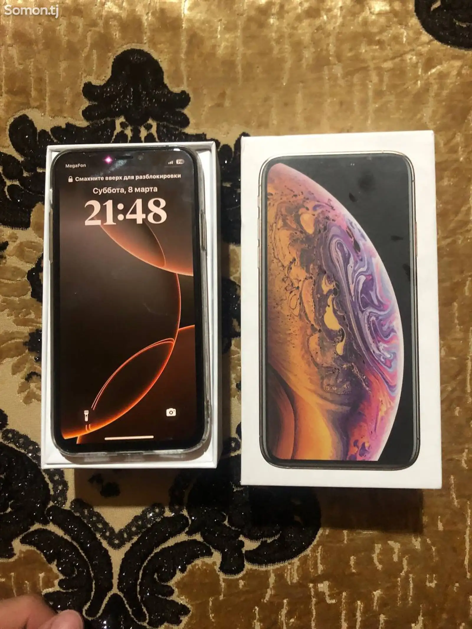 Apple iPhone Xs, 64 gb, Gold-1