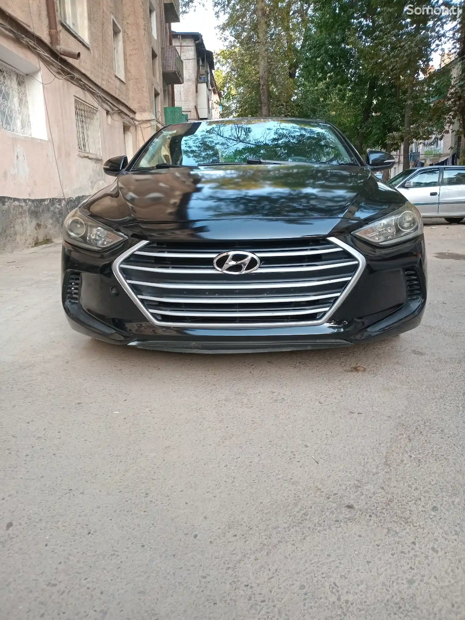 Hyundai Elantra, 2018-1