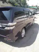 Toyota Vellfire, 2009-7