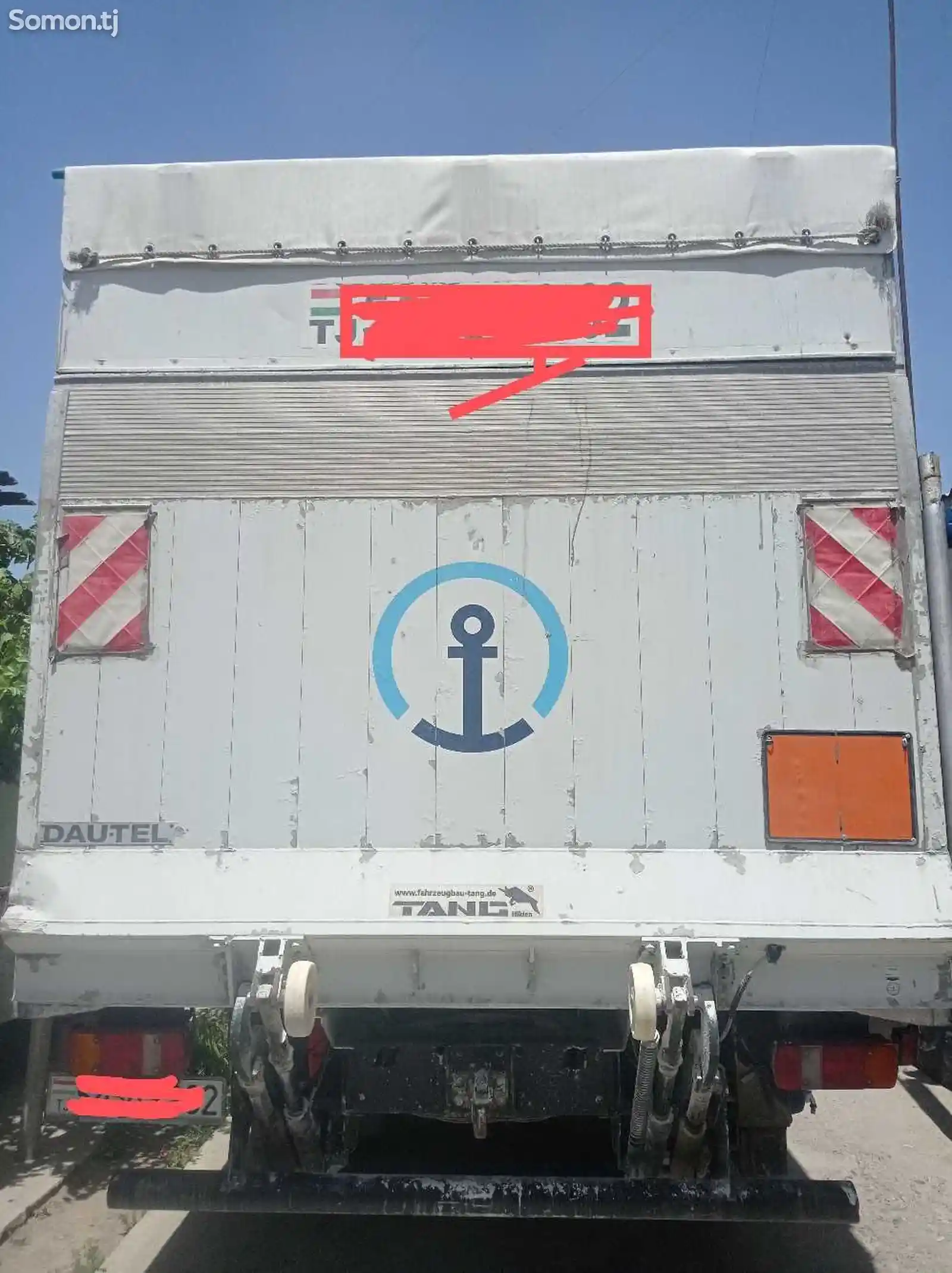 Лифт для бортовых грузовиков-1