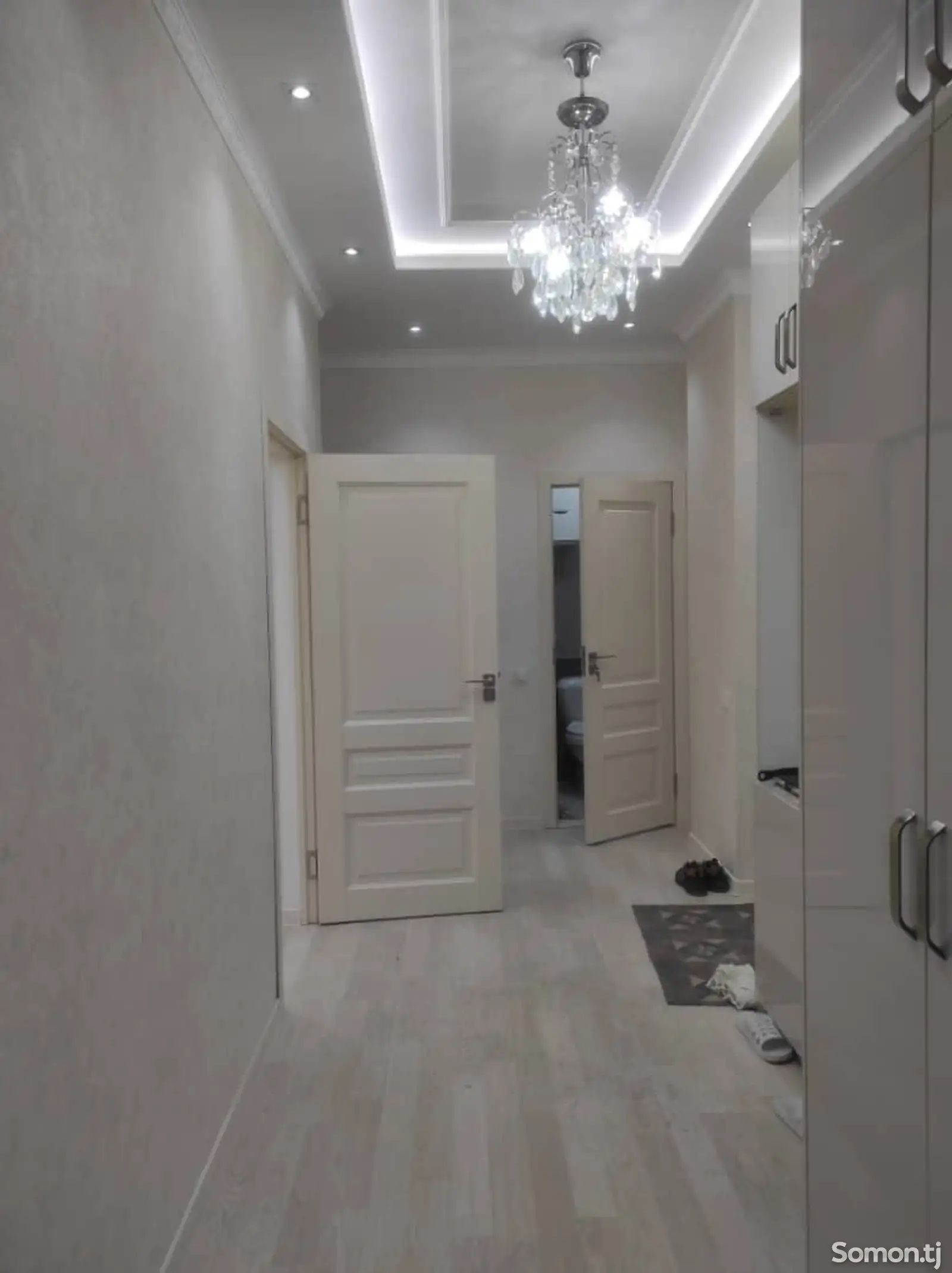 3-комн. квартира, 13 этаж, 85м², Цирк-1